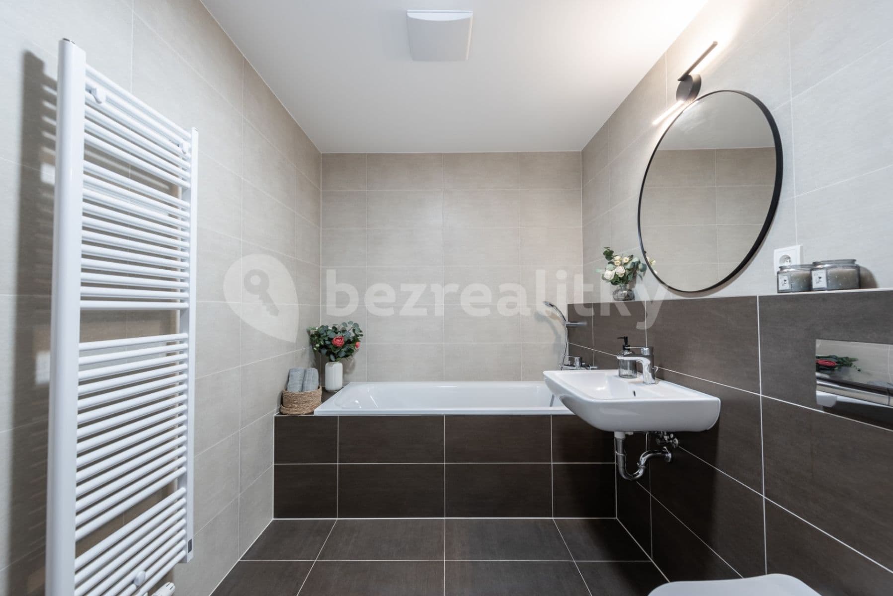 Pronájem bytu 1+kk 32 m², Praha, Praha Pronájem bytu 1+kk 32 m², Praha, Praha