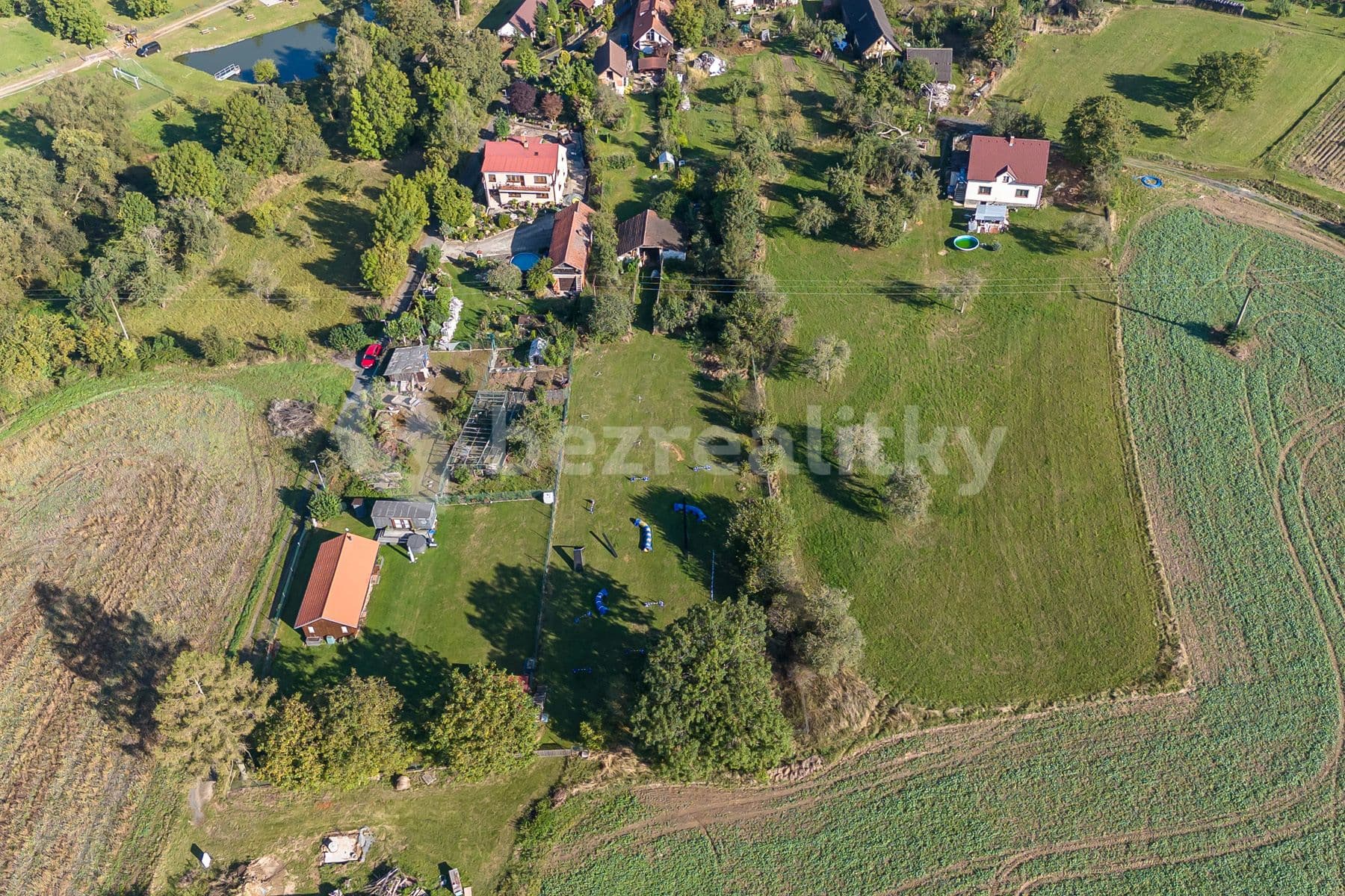 Prodej pozemku 1.800 m², Podveky, Podveky, Středočeský kraj Prodej pozemku 1.800 m², Podveky, Podveky, Středočeský kraj
