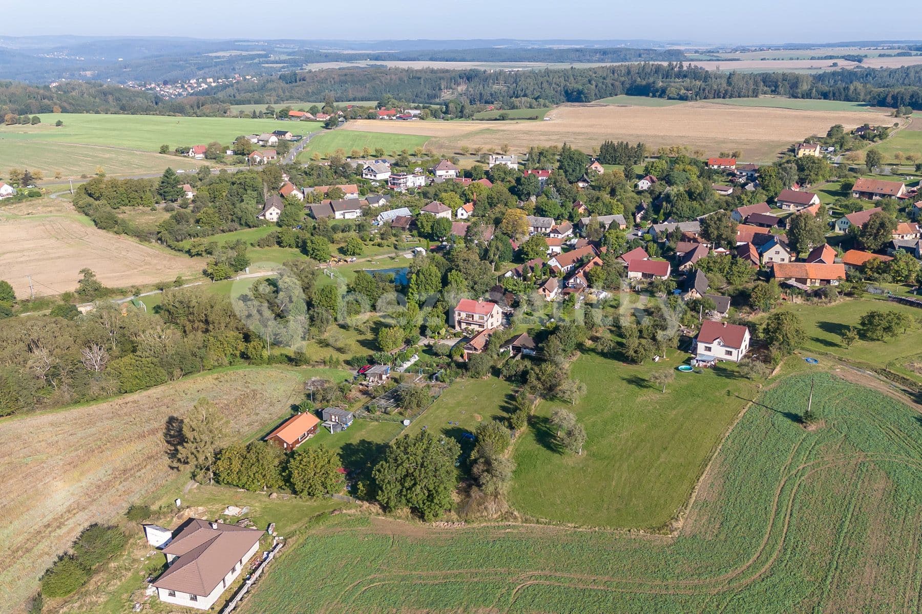 Prodej pozemku 1.800 m², Podveky, Podveky, Středočeský kraj Prodej pozemku 1.800 m², Podveky, Podveky, Středočeský kraj