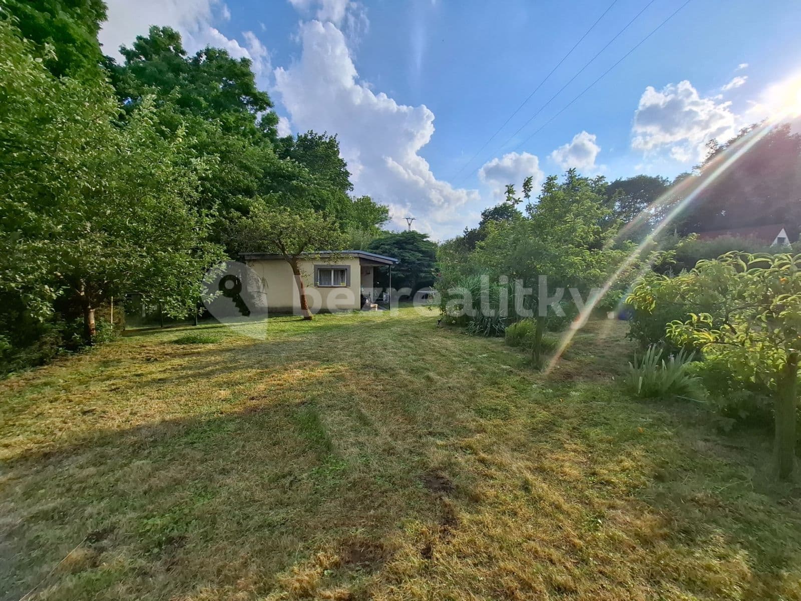 Pronájem chaty, chalupy 696 m², pozemek 544 m², Nerudova, Veltrusy, Středočeský kraj Pronájem chaty, chalupy 696 m², pozemek 544 m², Nerudova, Veltrusy, Středočeský kraj