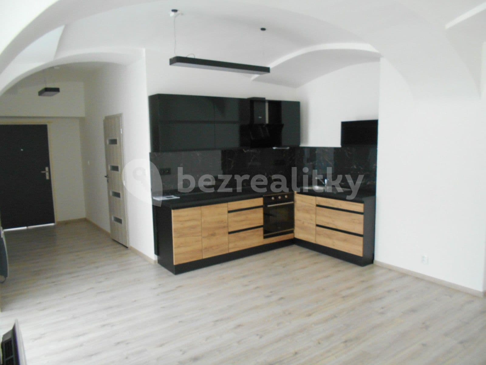 Pronájem bytu 2+kk 57 m², Česká, Louny, Ústecký kraj Pronájem bytu 2+kk 57 m², Česká, Louny, Ústecký kraj
