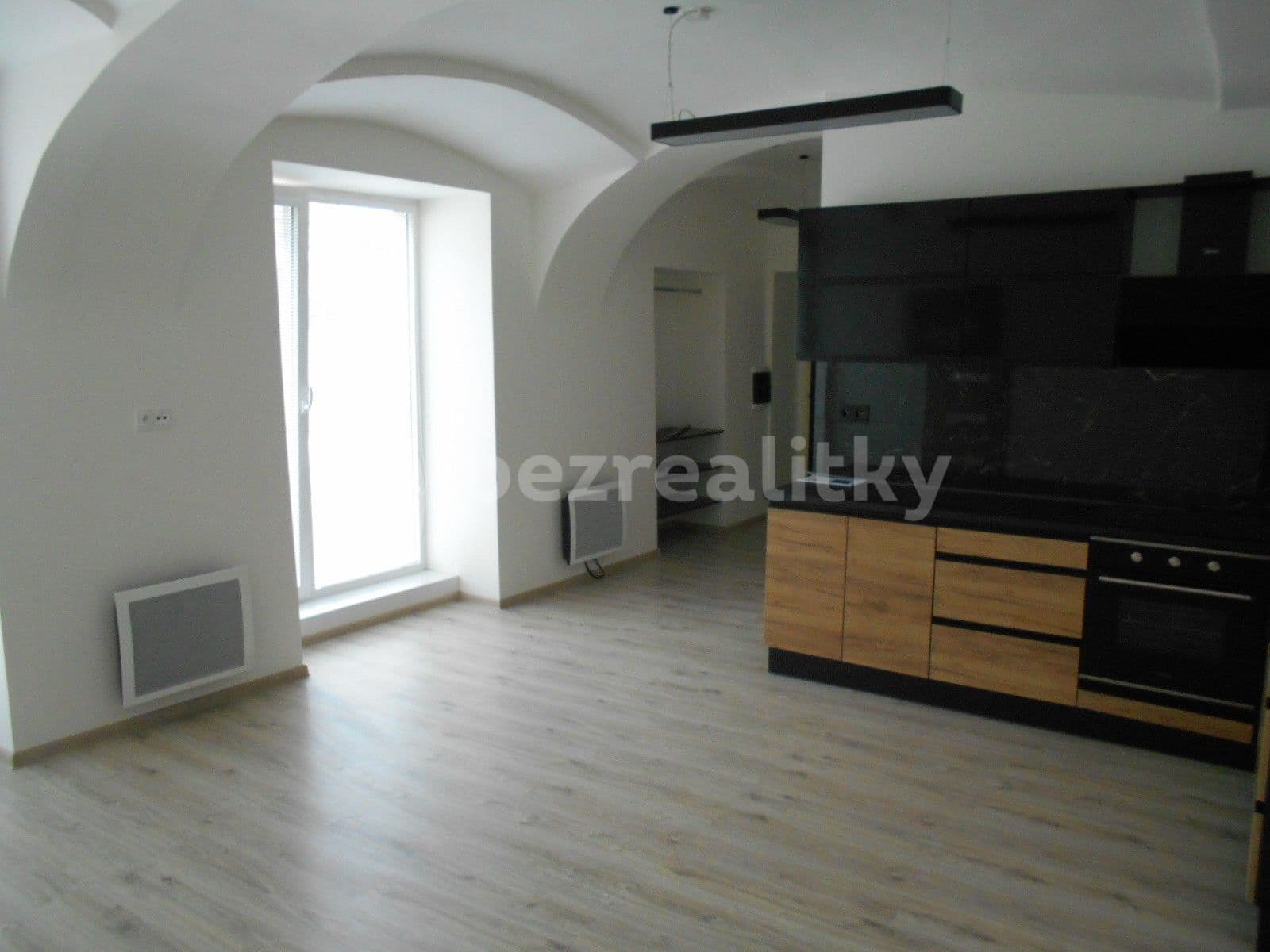 Pronájem bytu 2+kk 57 m², Česká, Louny, Ústecký kraj Pronájem bytu 2+kk 57 m², Česká, Louny, Ústecký kraj