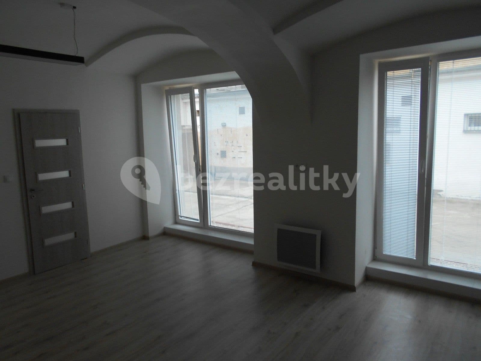Pronájem bytu 2+kk 57 m², Česká, Louny, Ústecký kraj Pronájem bytu 2+kk 57 m², Česká, Louny, Ústecký kraj