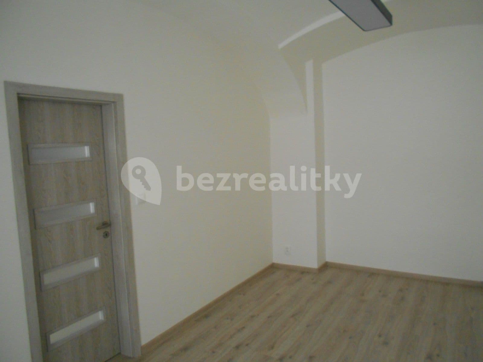 Pronájem bytu 2+kk 57 m², Česká, Louny, Ústecký kraj Pronájem bytu 2+kk 57 m², Česká, Louny, Ústecký kraj