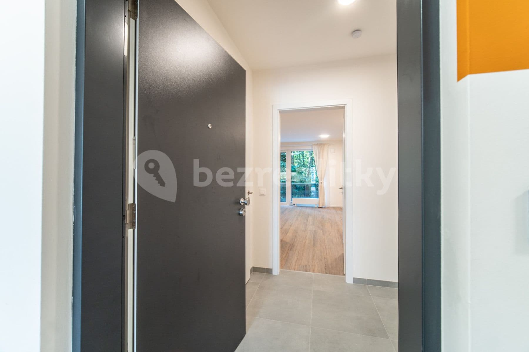 Pronájem bytu 1+kk 43 m², Nurmiho, Praha, Praha Pronájem bytu 1+kk 43 m², Nurmiho, Praha, Praha