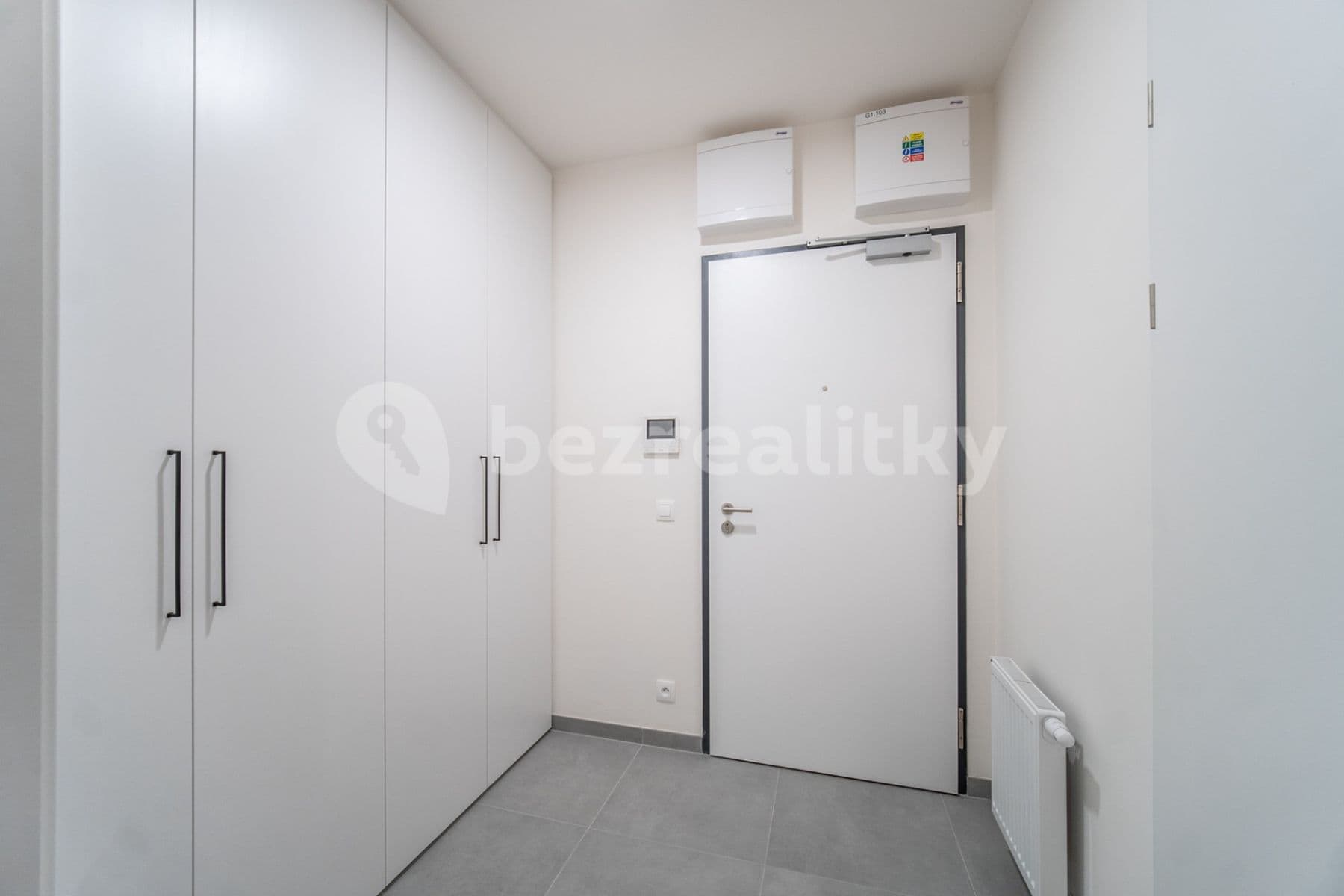 Pronájem bytu 1+kk 43 m², Nurmiho, Praha, Praha Pronájem bytu 1+kk 43 m², Nurmiho, Praha, Praha