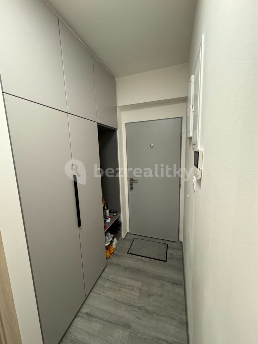 Pronájem bytu 3+kk 65 m², Na Dražkách, Beroun, Středočeský kraj Pronájem bytu 3+kk 65 m², Na Dražkách, Beroun, Středočeský kraj