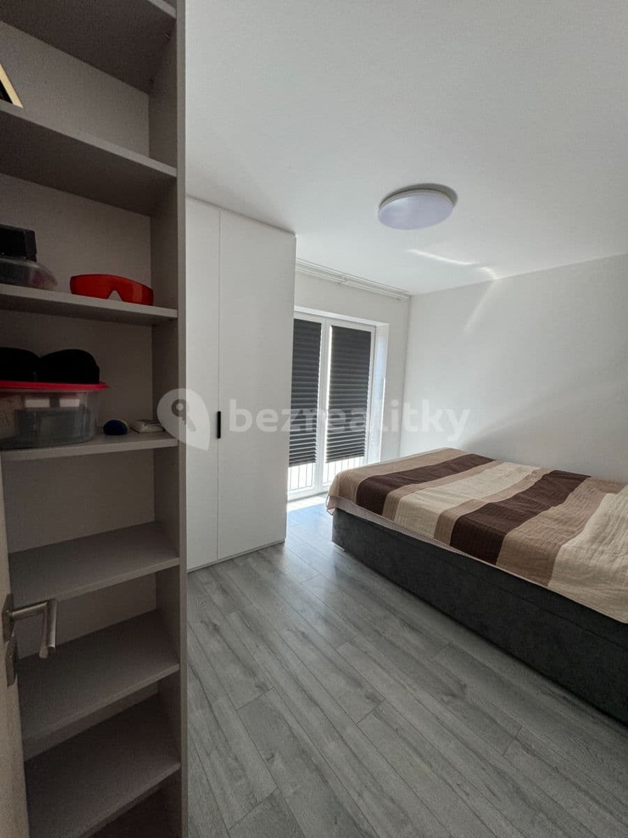 Pronájem bytu 3+kk 65 m², Na Dražkách, Beroun, Středočeský kraj Pronájem bytu 3+kk 65 m², Na Dražkách, Beroun, Středočeský kraj