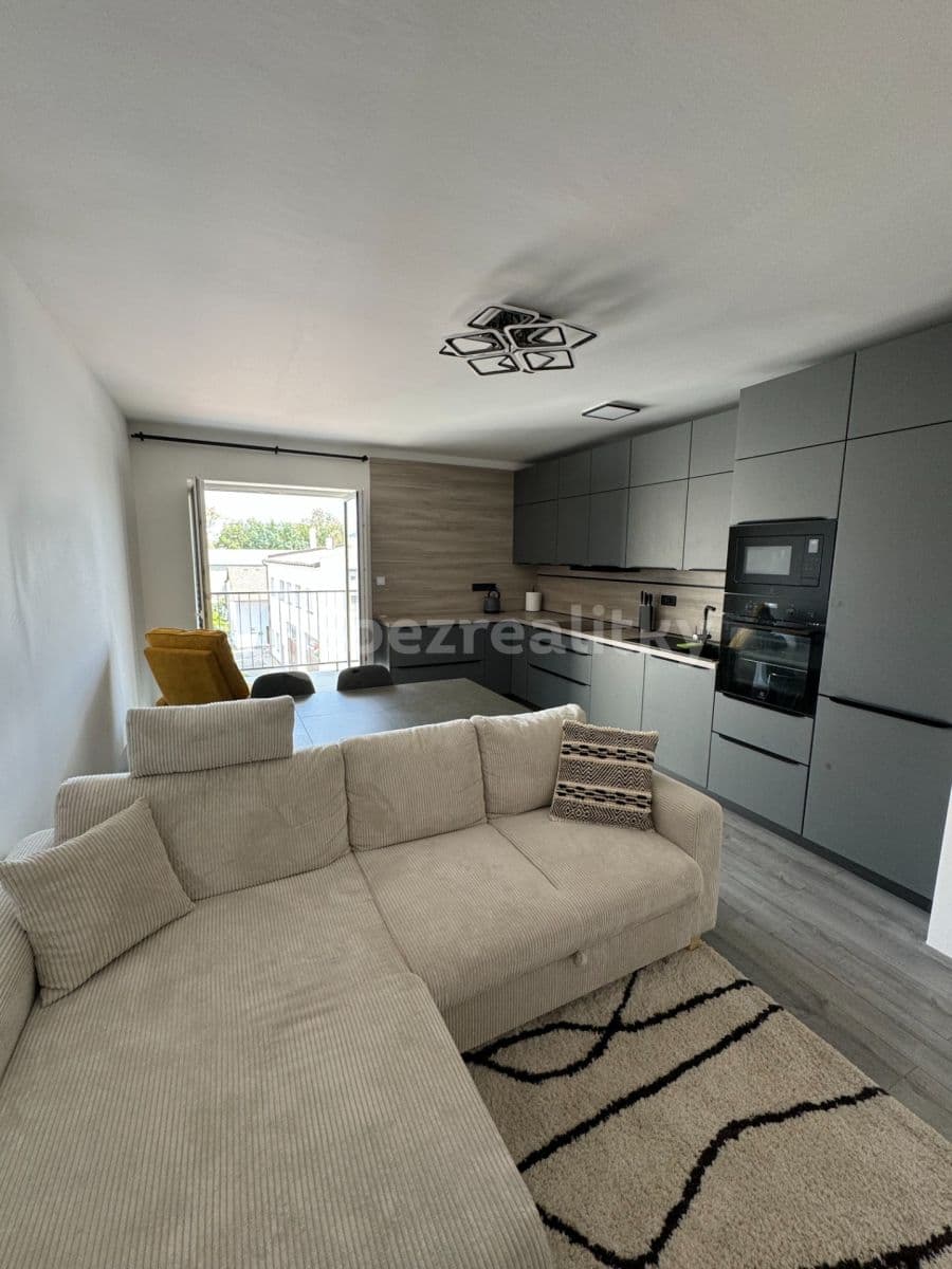 Pronájem bytu 3+kk 65 m², Na Dražkách, Beroun, Středočeský kraj Pronájem bytu 3+kk 65 m², Na Dražkách, Beroun, Středočeský kraj