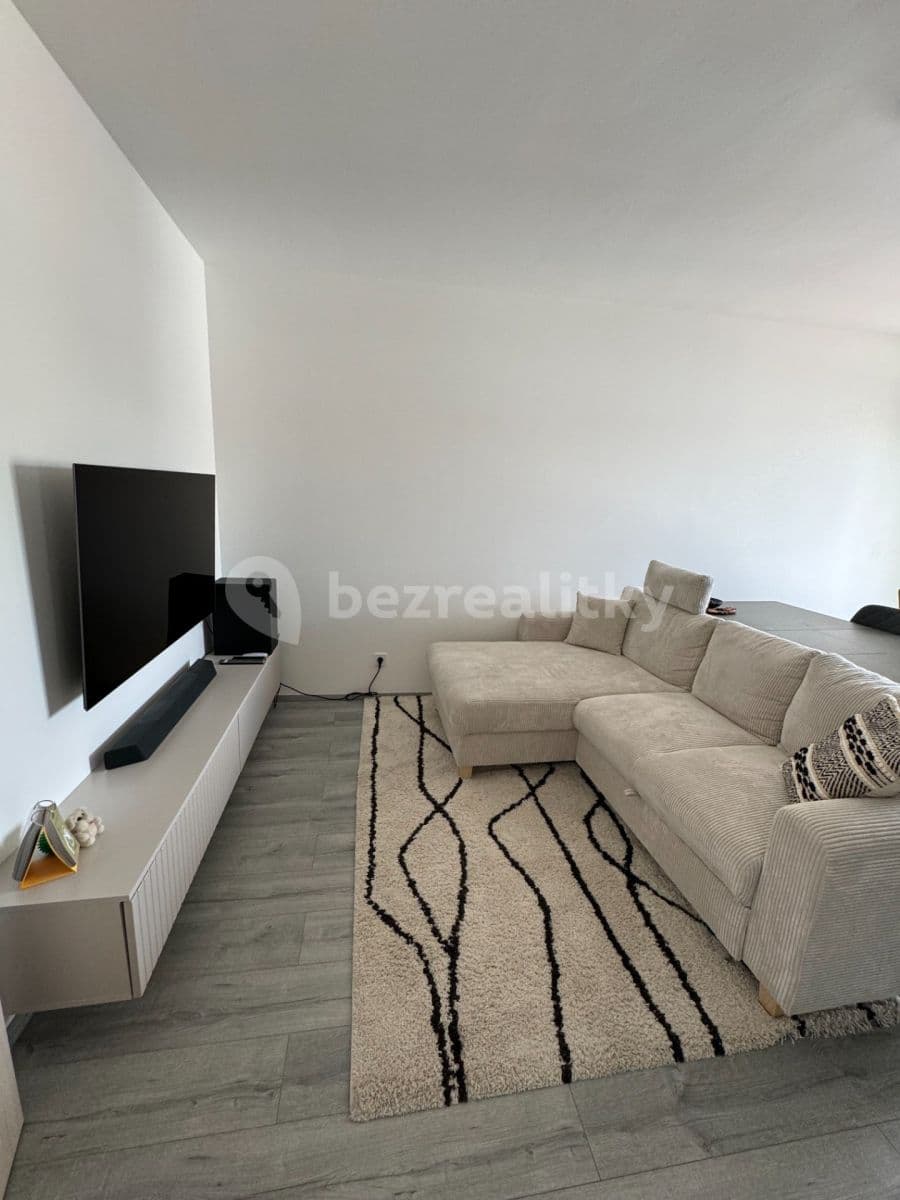 Pronájem bytu 3+kk 65 m², Na Dražkách, Beroun, Středočeský kraj Pronájem bytu 3+kk 65 m², Na Dražkách, Beroun, Středočeský kraj