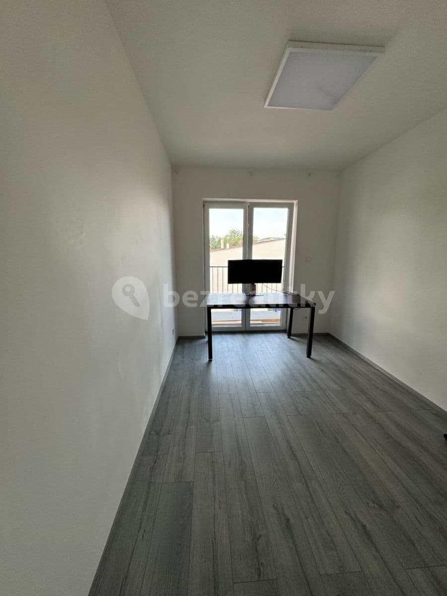 Pronájem bytu 3+kk 65 m², Na Dražkách, Beroun, Středočeský kraj Pronájem bytu 3+kk 65 m², Na Dražkách, Beroun, Středočeský kraj