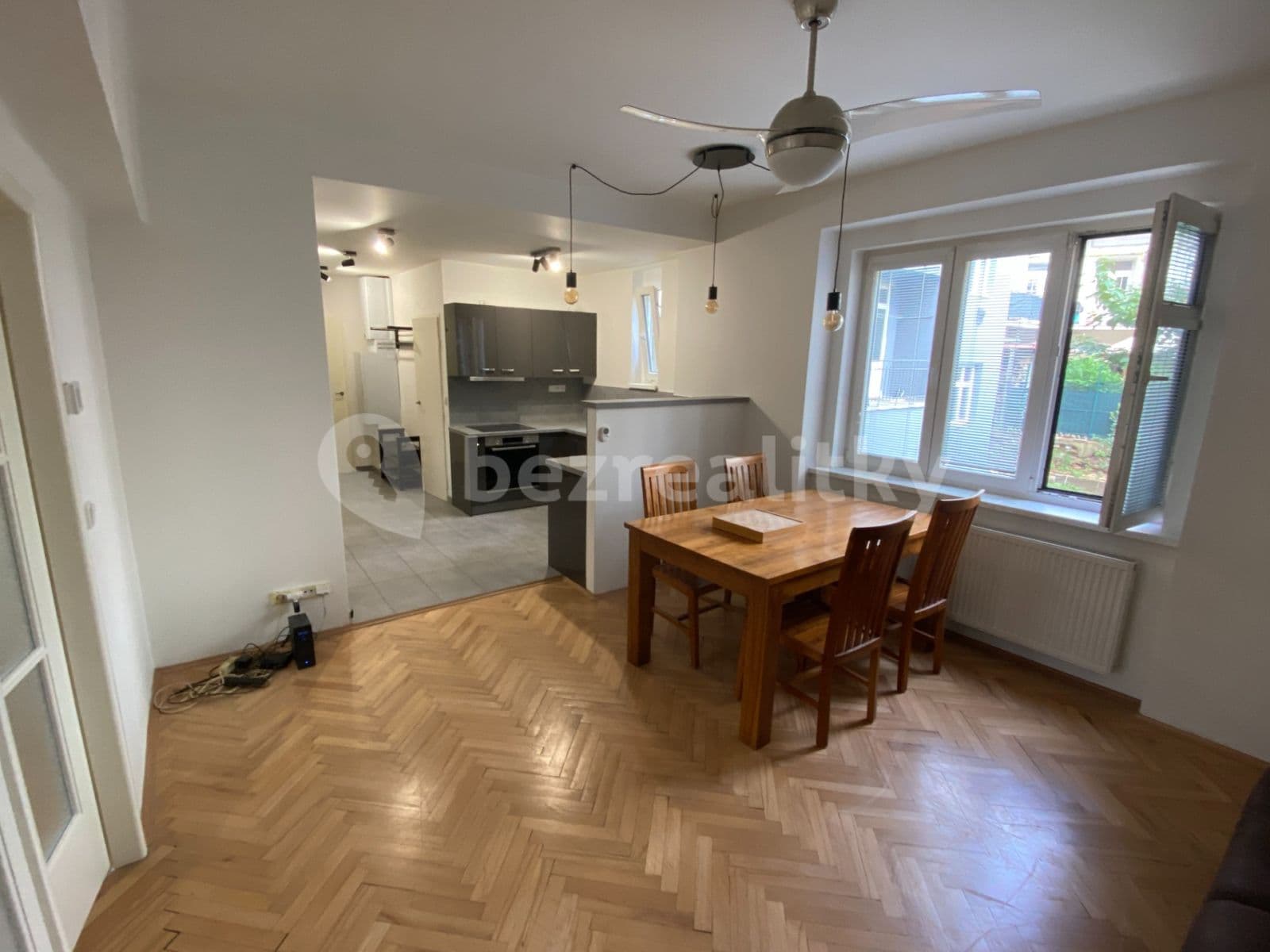 Pronájem bytu 3+kk 72 m², Grafická, Praha, Praha Pronájem bytu 3+kk 72 m², Grafická, Praha, Praha