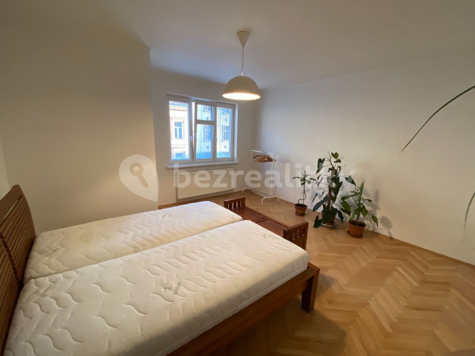 Pronájem bytu 3+kk 72 m², Grafická, Praha, Praha Pronájem bytu 3+kk 72 m², Grafická, Praha, Praha