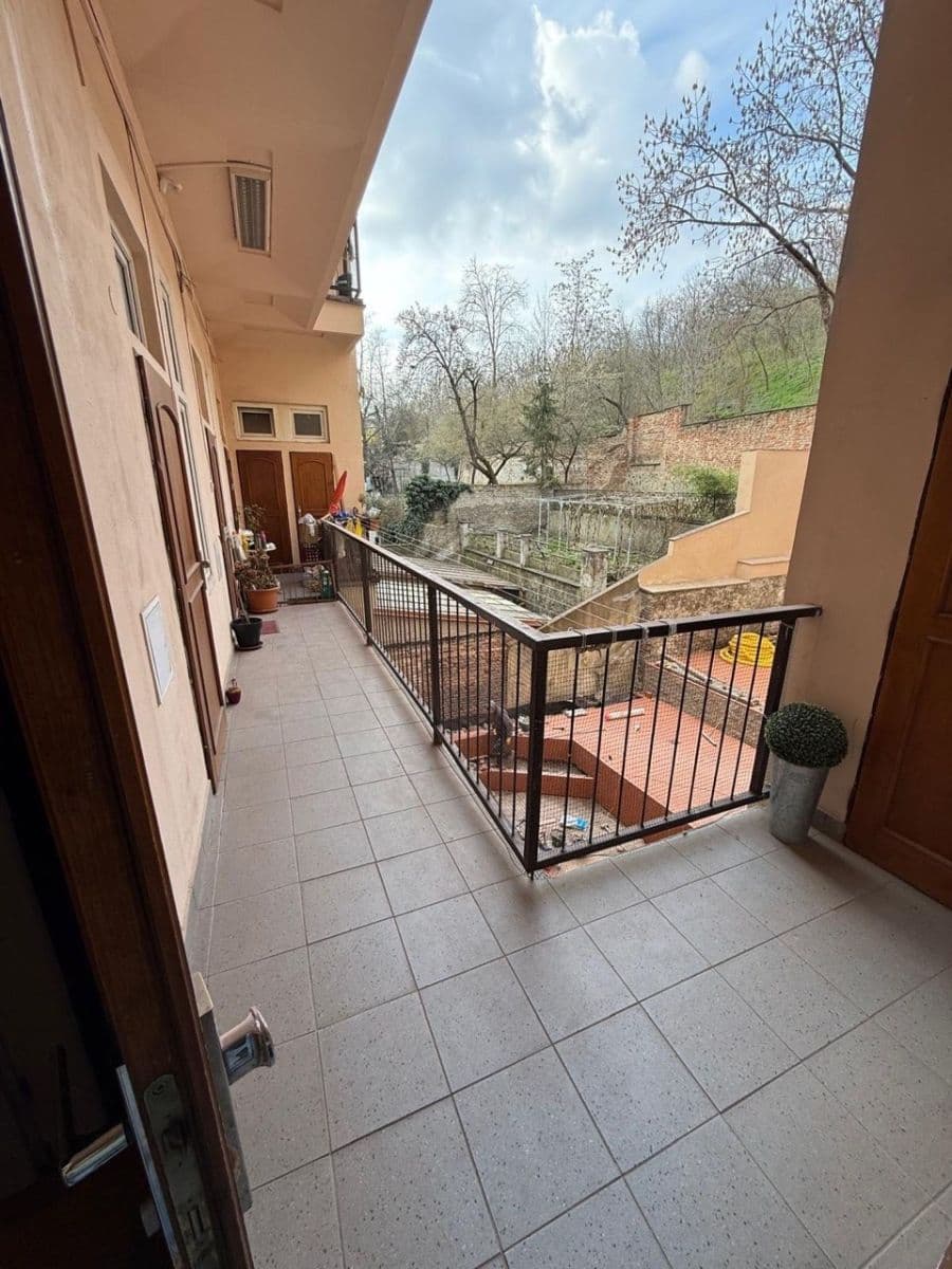 Pronájem bytu 1+kk 27 m², Jeronýmova, Praha, Praha Pronájem bytu 1+kk 27 m², Jeronýmova, Praha, Praha