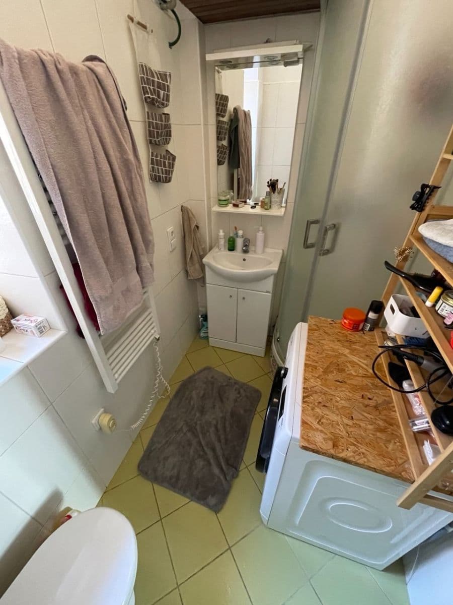 Pronájem bytu 1+kk 32 m², Jeronýmova, Praha, Praha Pronájem bytu 1+kk 32 m², Jeronýmova, Praha, Praha