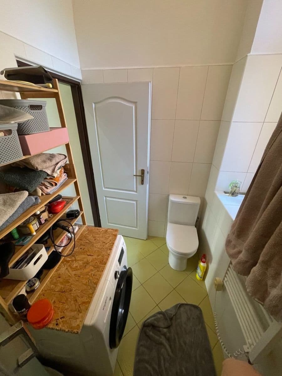 Pronájem bytu 1+kk 32 m², Jeronýmova, Praha, Praha Pronájem bytu 1+kk 32 m², Jeronýmova, Praha, Praha