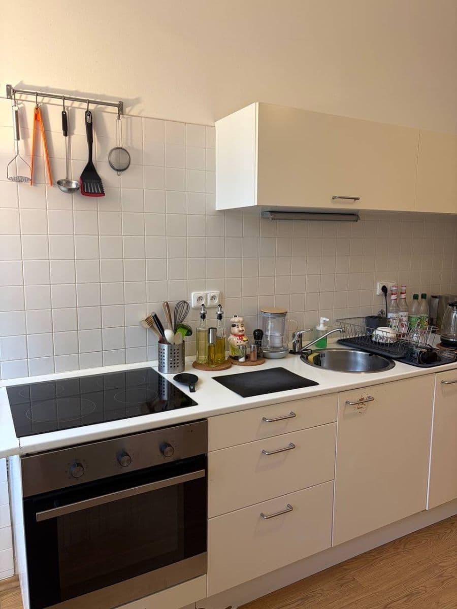 Pronájem bytu 1+1 41 m², Jeronýmova, Praha, Praha Pronájem bytu 1+1 41 m², Jeronýmova, Praha, Praha