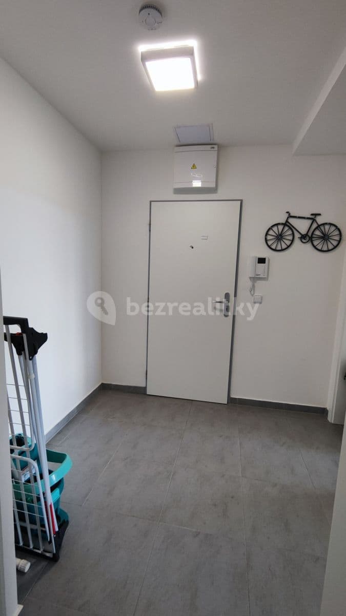 Pronájem bytu 2+kk 44 m², V Závětří, Praha, Praha Pronájem bytu 2+kk 44 m², V Závětří, Praha, Praha