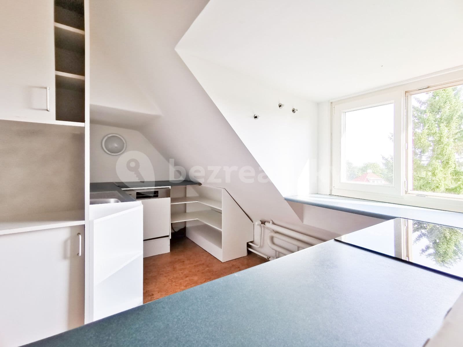 Pronájem bytu 2+1 86 m², Synkovská, Praha, Praha Pronájem bytu 2+1 86 m², Synkovská, Praha, Praha