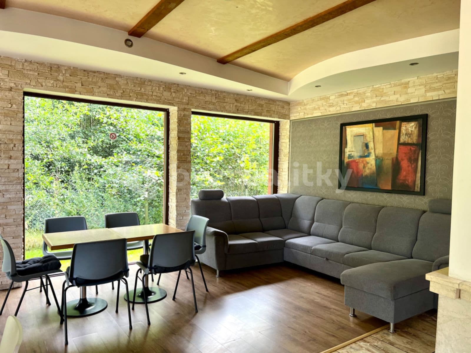 Pronájem bytu 1+kk 120 m², Vlašimská, Benešov, Středočeský kraj Pronájem bytu 1+kk 120 m², Vlašimská, Benešov, Středočeský kraj