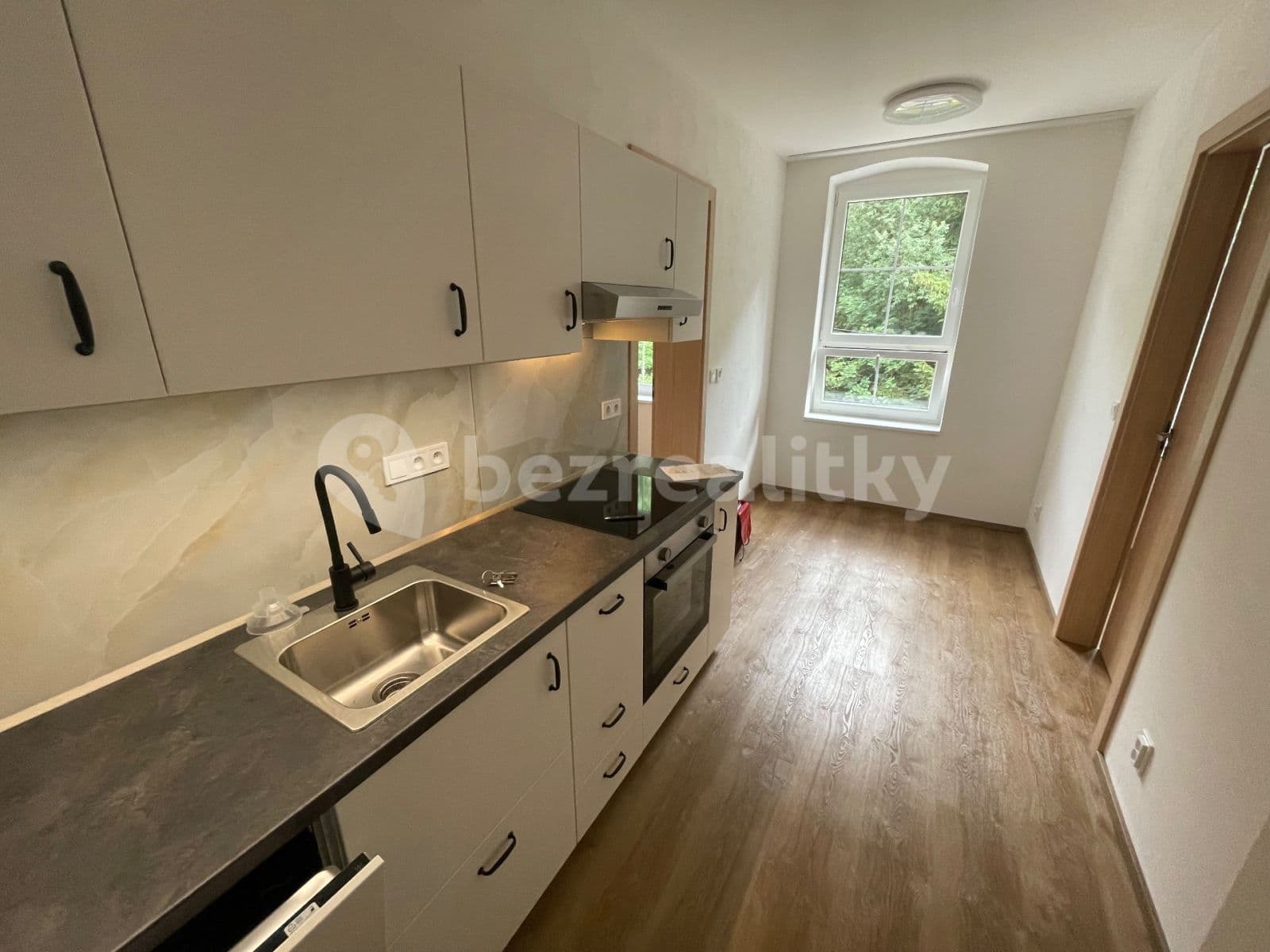 Pronájem bytu 2+1 62 m², Rynoltická, Liberec, Liberecký kraj Pronájem bytu 2+1 62 m², Rynoltická, Liberec, Liberecký kraj