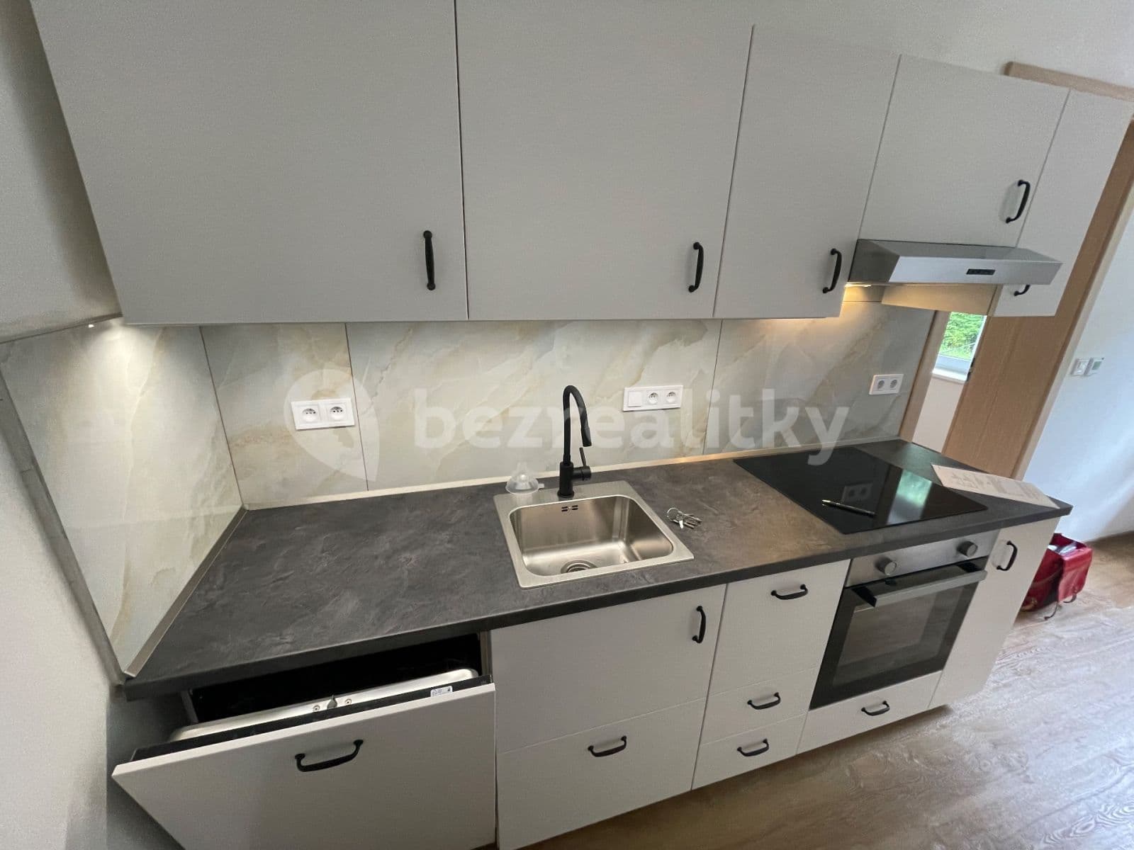 Pronájem bytu 2+1 62 m², Rynoltická, Liberec, Liberecký kraj Pronájem bytu 2+1 62 m², Rynoltická, Liberec, Liberecký kraj