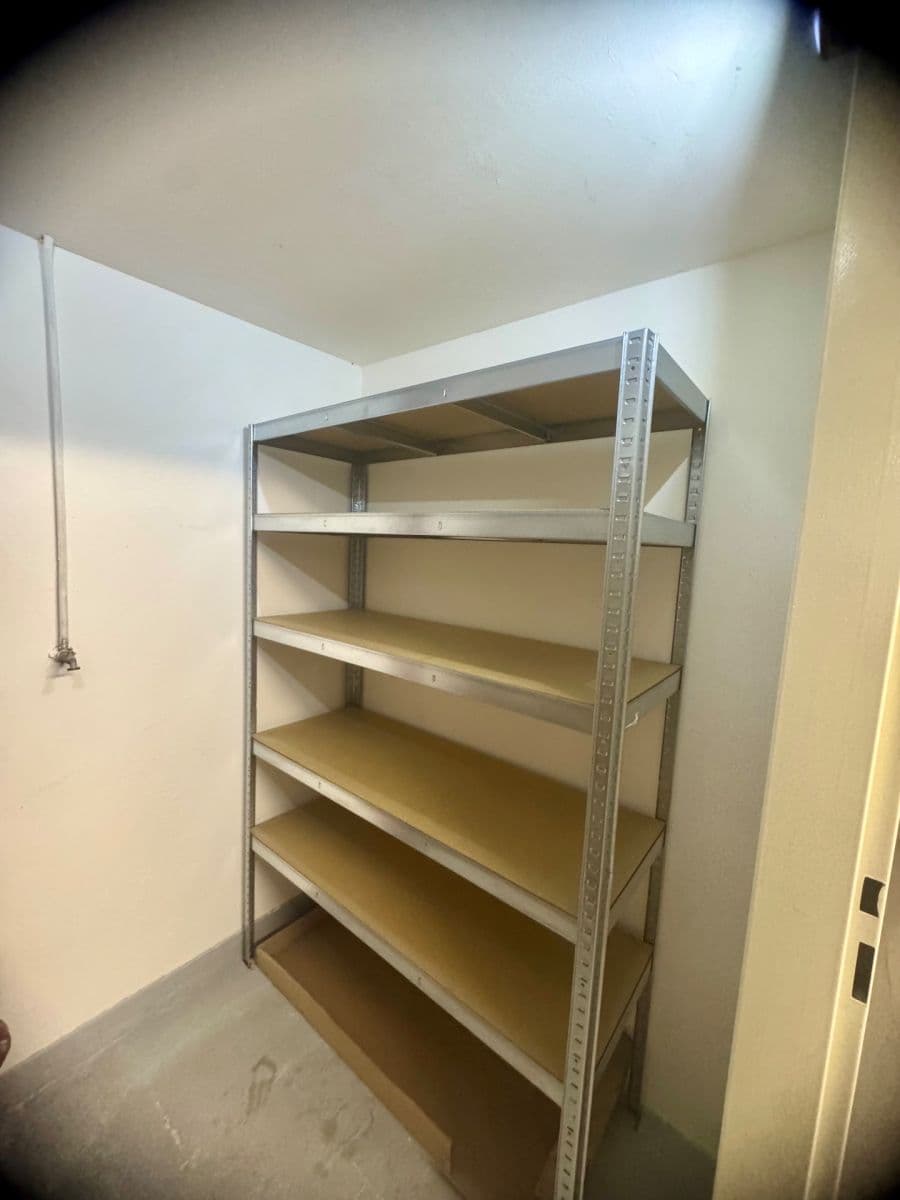 Pronájem nebytového prostoru 3 m², Děčínská, Praha, Praha Pronájem nebytového prostoru 3 m², Děčínská, Praha, Praha