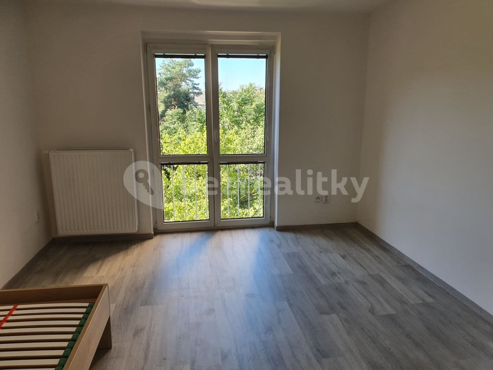Pronájem bytu 2+1 50 m², Slámova, Brno, Jihomoravský kraj Pronájem bytu 2+1 50 m², Slámova, Brno, Jihomoravský kraj