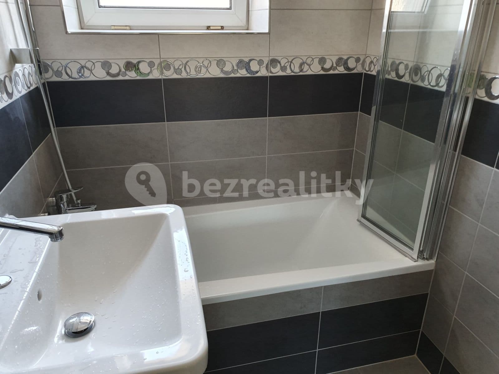 Pronájem bytu 2+1 50 m², Slámova, Brno, Jihomoravský kraj Pronájem bytu 2+1 50 m², Slámova, Brno, Jihomoravský kraj