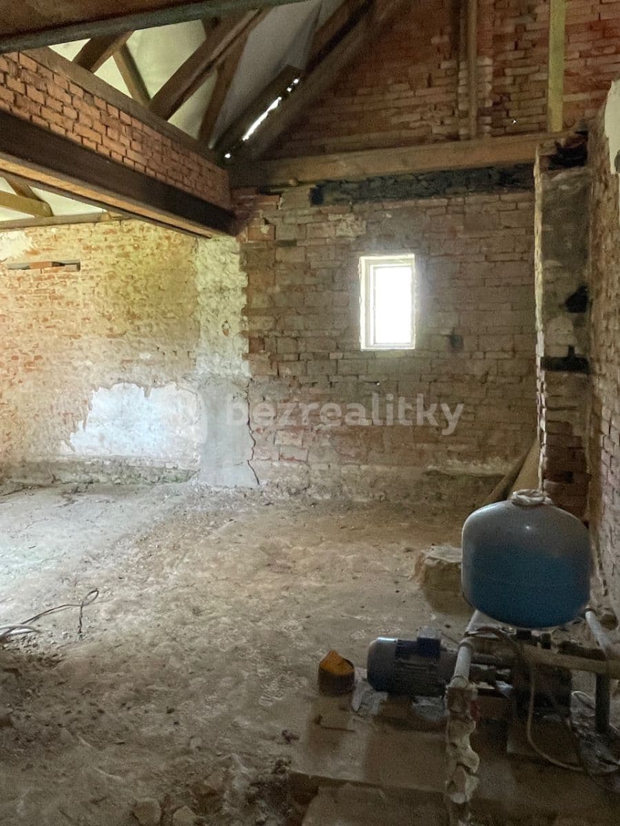 Prodej domu 160 m², pozemek 2.000 m², Podmyče, Jihomoravský kraj Prodej domu 160 m², pozemek 2.000 m², Podmyče, Jihomoravský kraj