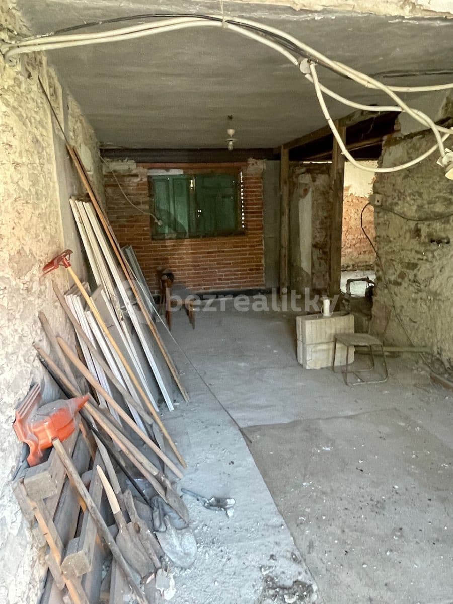 Prodej domu 160 m², pozemek 2.000 m², Podmyče, Jihomoravský kraj Prodej domu 160 m², pozemek 2.000 m², Podmyče, Jihomoravský kraj