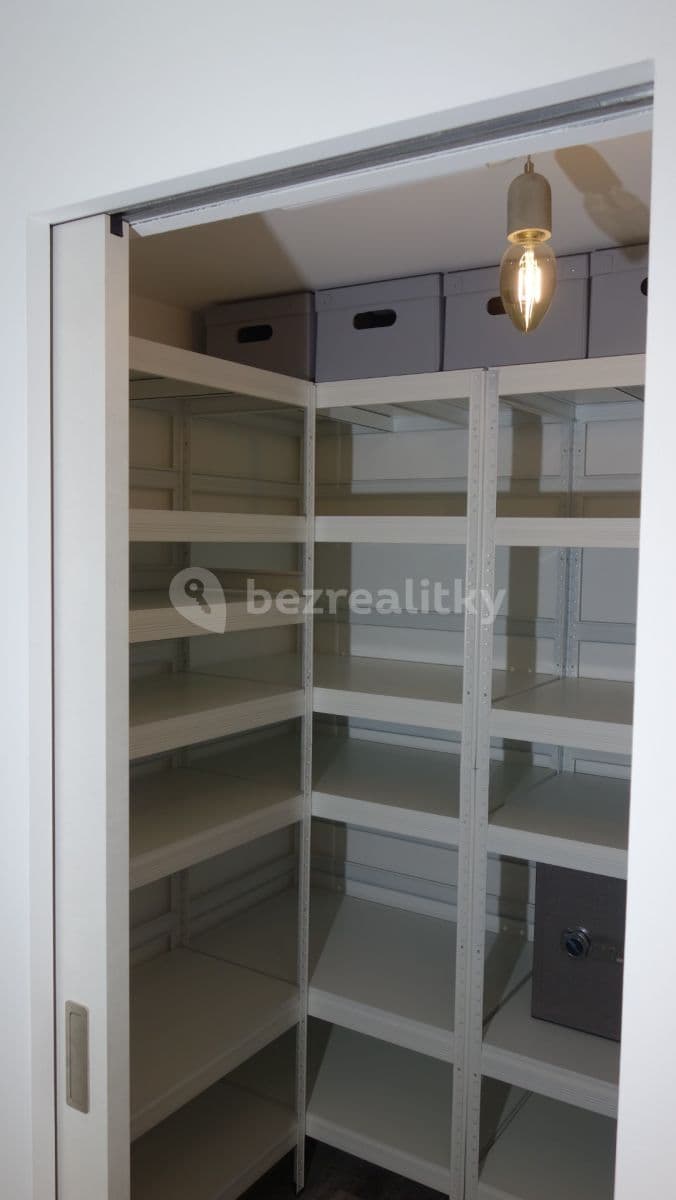 Pronájem bytu 2+kk 56 m², Kurta Konráda, Praha, Praha Pronájem bytu 2+kk 56 m², Kurta Konráda, Praha, Praha