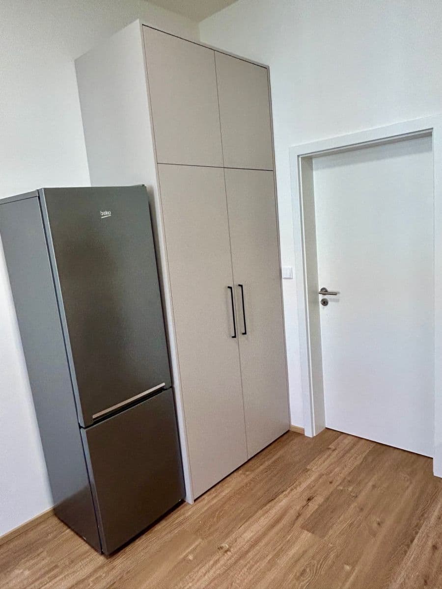 Pronájem bytu 2+kk 41 m², U Santošky, Praha, Praha Pronájem bytu 2+kk 41 m², U Santošky, Praha, Praha