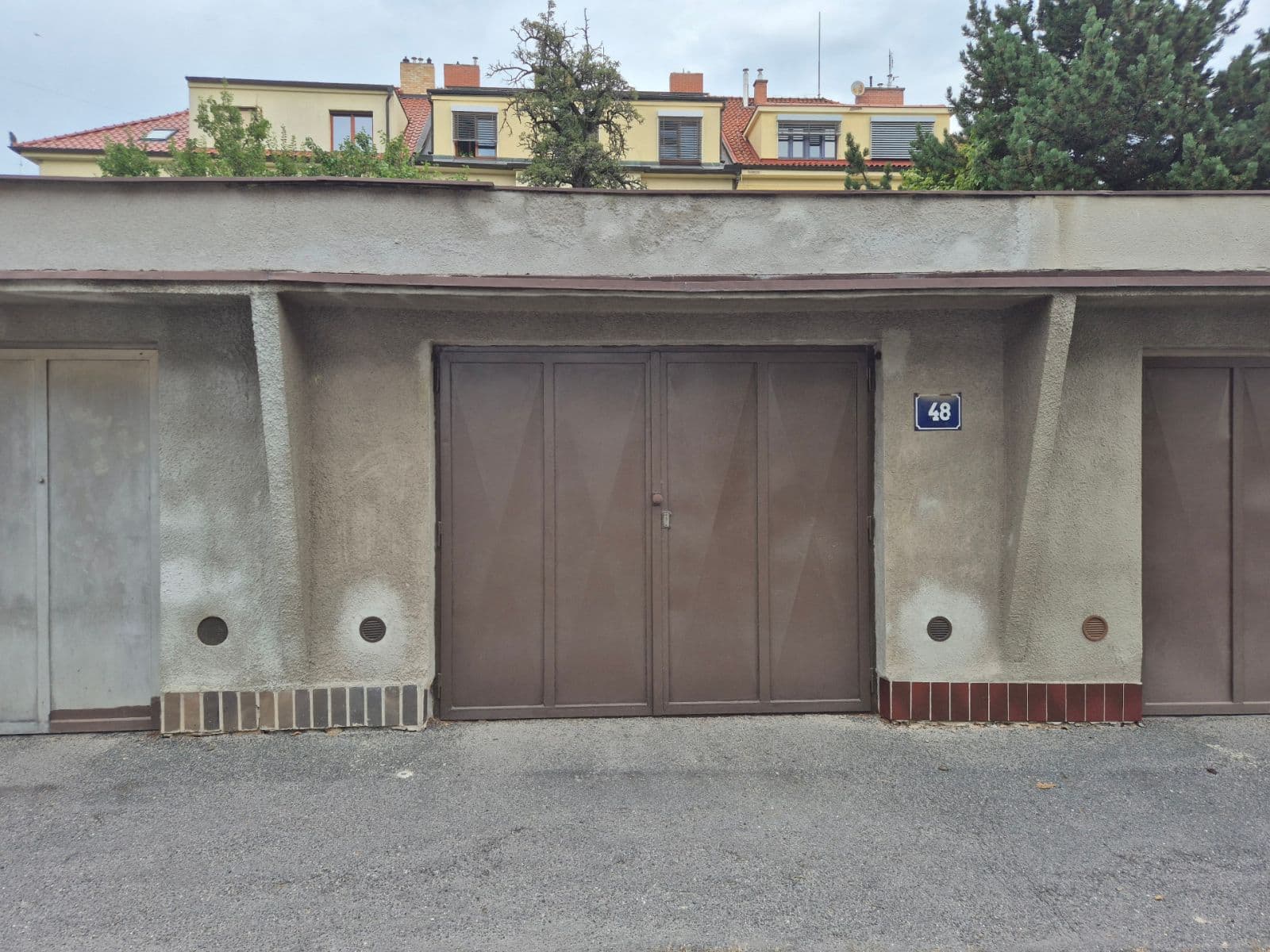 Pronájem garáže 19 m², U První baterie, Praha, Praha Pronájem garáže 19 m², U První baterie, Praha, Praha