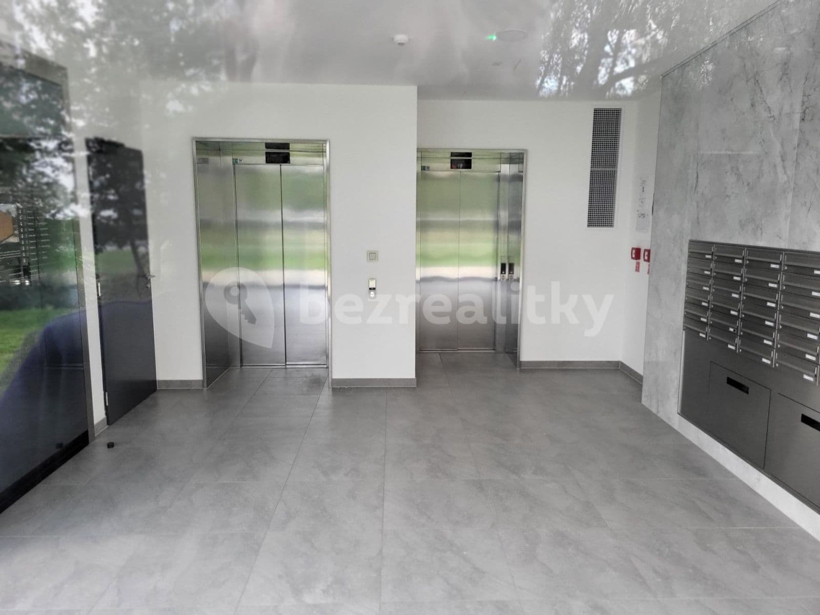Pronájem bytu 2+kk 54 m², Pod Harfou, Praha, Praha Pronájem bytu 2+kk 54 m², Pod Harfou, Praha, Praha