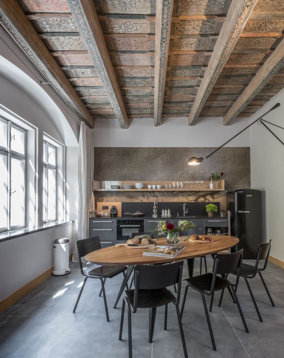 Pronájem bytu 90 m², Vlašská, Praha, Praha Pronájem bytu 90 m², Vlašská, Praha, Praha