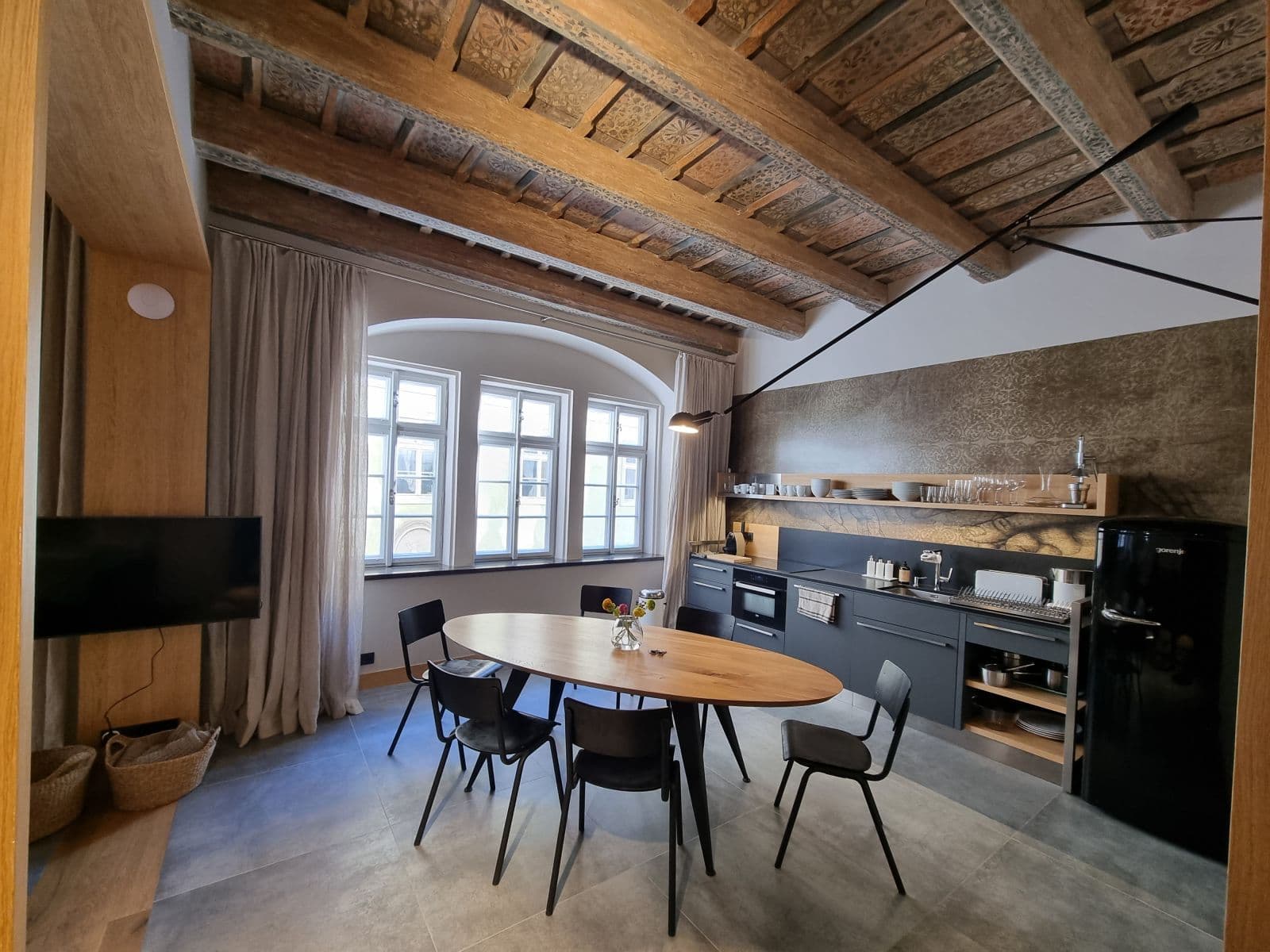 Pronájem bytu 90 m², Vlašská, Praha, Praha Pronájem bytu 90 m², Vlašská, Praha, Praha