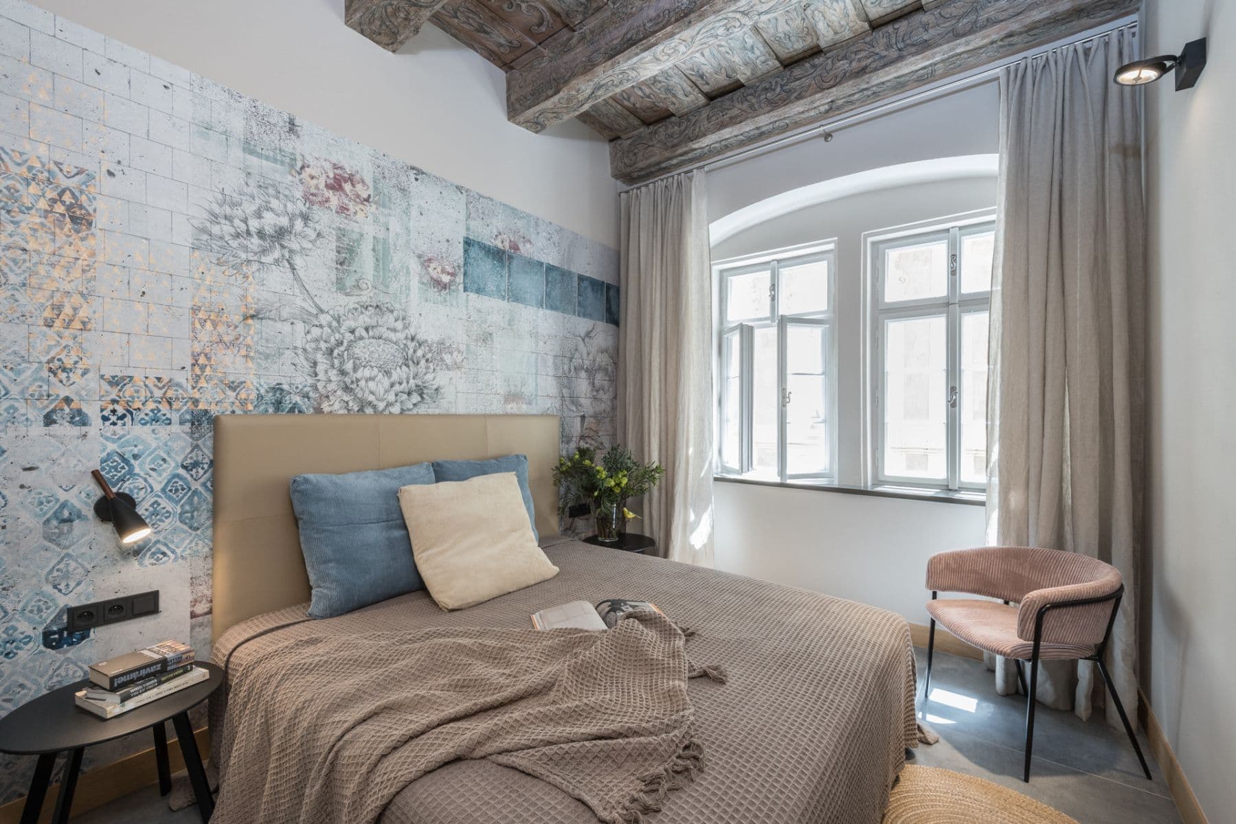 Pronájem bytu 90 m², Vlašská, Praha, Praha Pronájem bytu 90 m², Vlašská, Praha, Praha