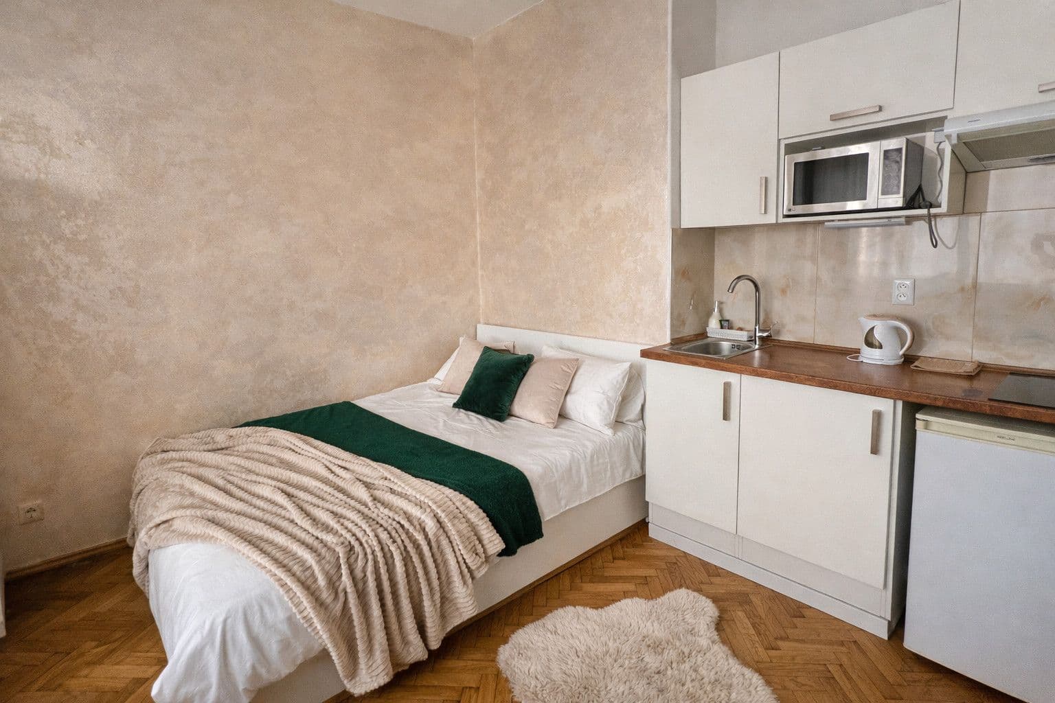 Pronájem bytu 25 m², Na Bitevní Pláni, Praha, Praha Pronájem bytu 25 m², Na Bitevní Pláni, Praha, Praha