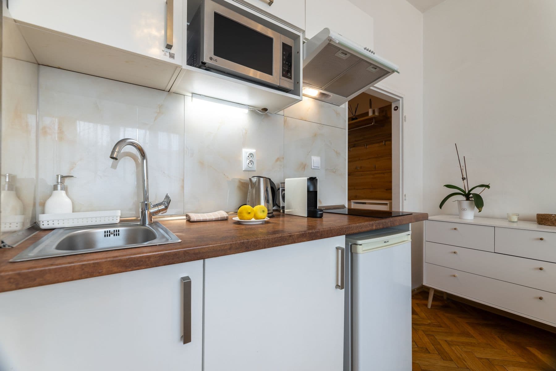 Pronájem bytu 25 m², Na Bitevní Pláni, Praha, Praha Pronájem bytu 25 m², Na Bitevní Pláni, Praha, Praha