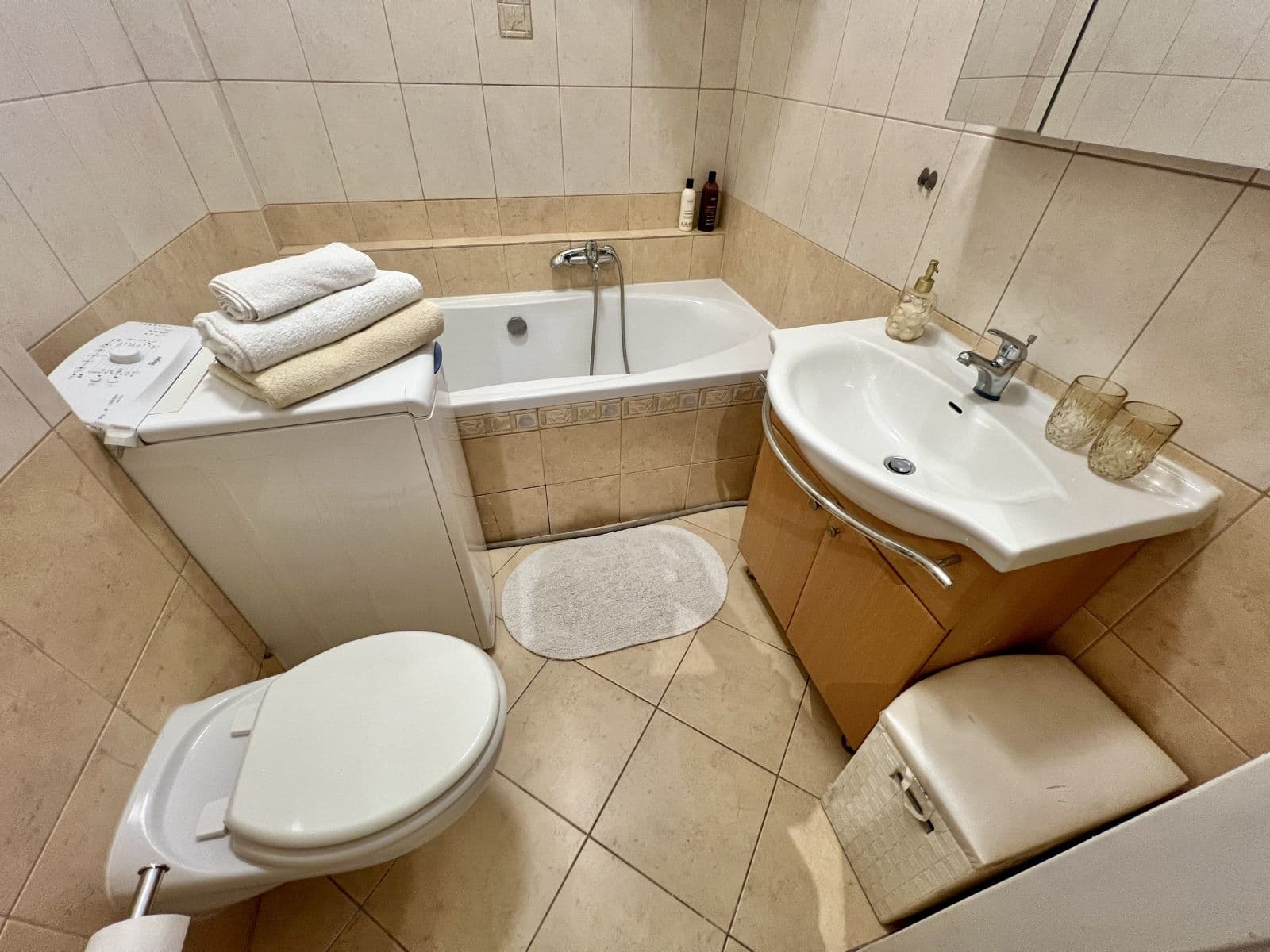 Pronájem bytu 25 m², Na Bitevní Pláni, Praha, Praha Pronájem bytu 25 m², Na Bitevní Pláni, Praha, Praha