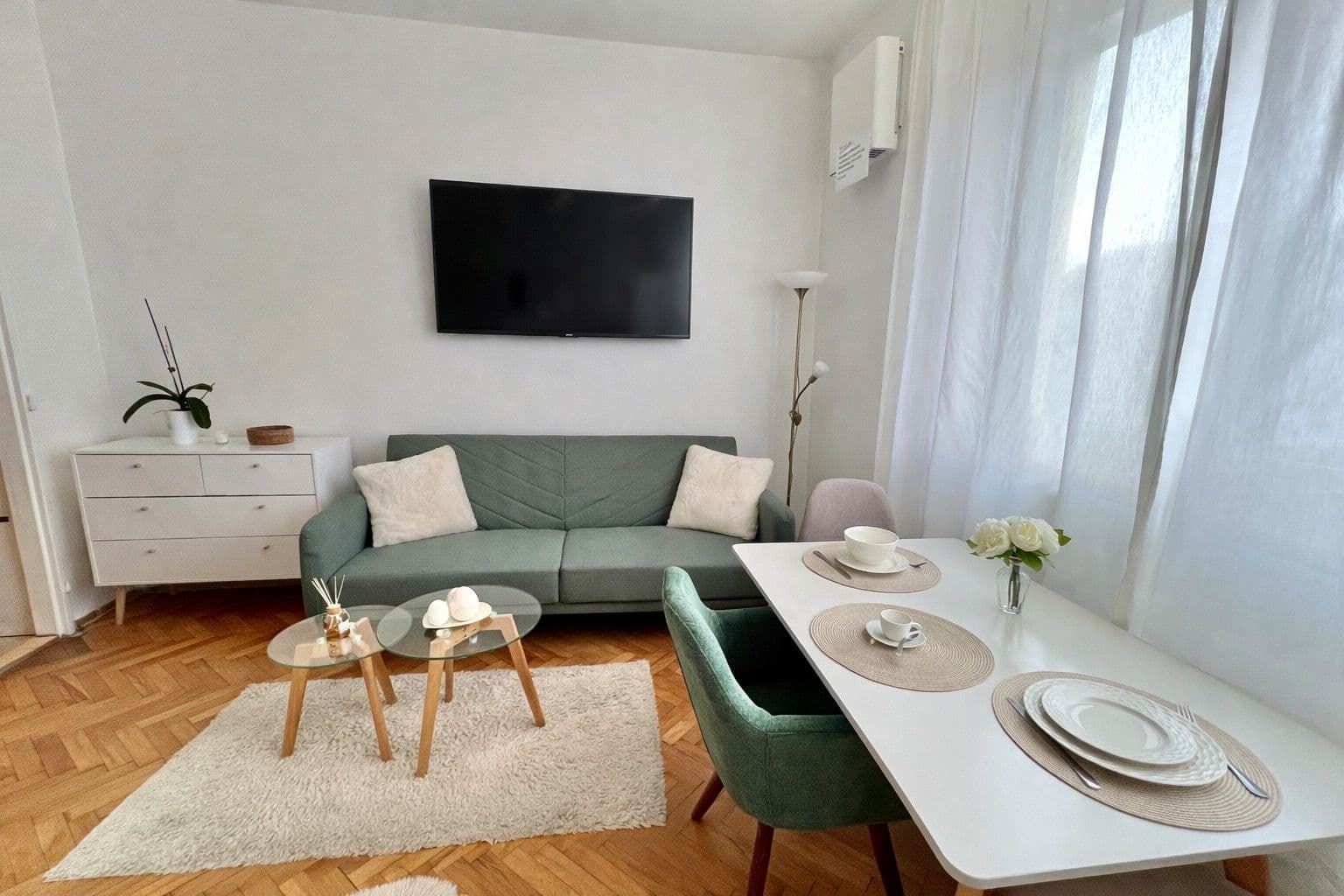 Pronájem bytu 25 m², Na Bitevní Pláni, Praha, Praha Pronájem bytu 25 m², Na Bitevní Pláni, Praha, Praha