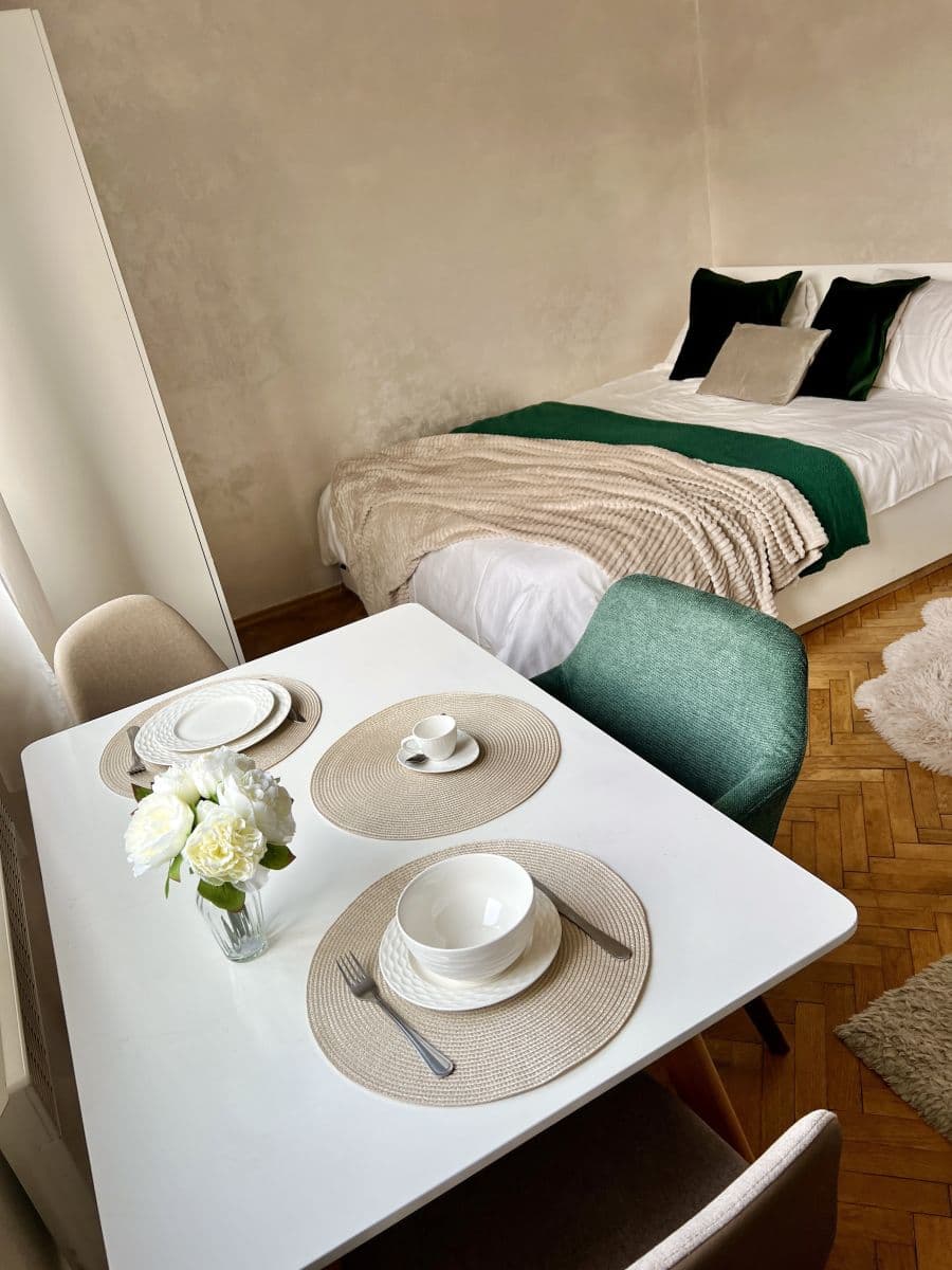 Pronájem bytu 25 m², Na Bitevní Pláni, Praha, Praha Pronájem bytu 25 m², Na Bitevní Pláni, Praha, Praha