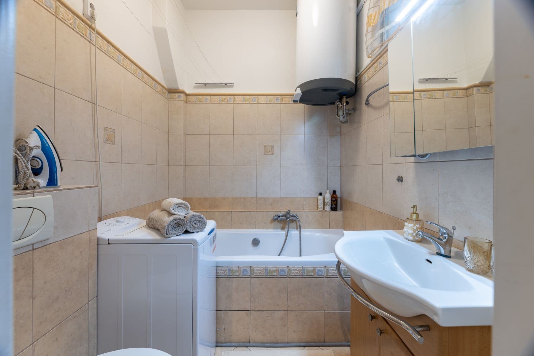 Pronájem bytu 25 m², Na Bitevní Pláni, Praha, Praha Pronájem bytu 25 m², Na Bitevní Pláni, Praha, Praha