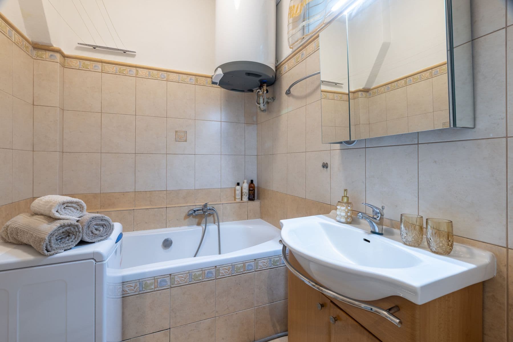 Pronájem bytu 25 m², Na Bitevní Pláni, Praha, Praha Pronájem bytu 25 m², Na Bitevní Pláni, Praha, Praha
