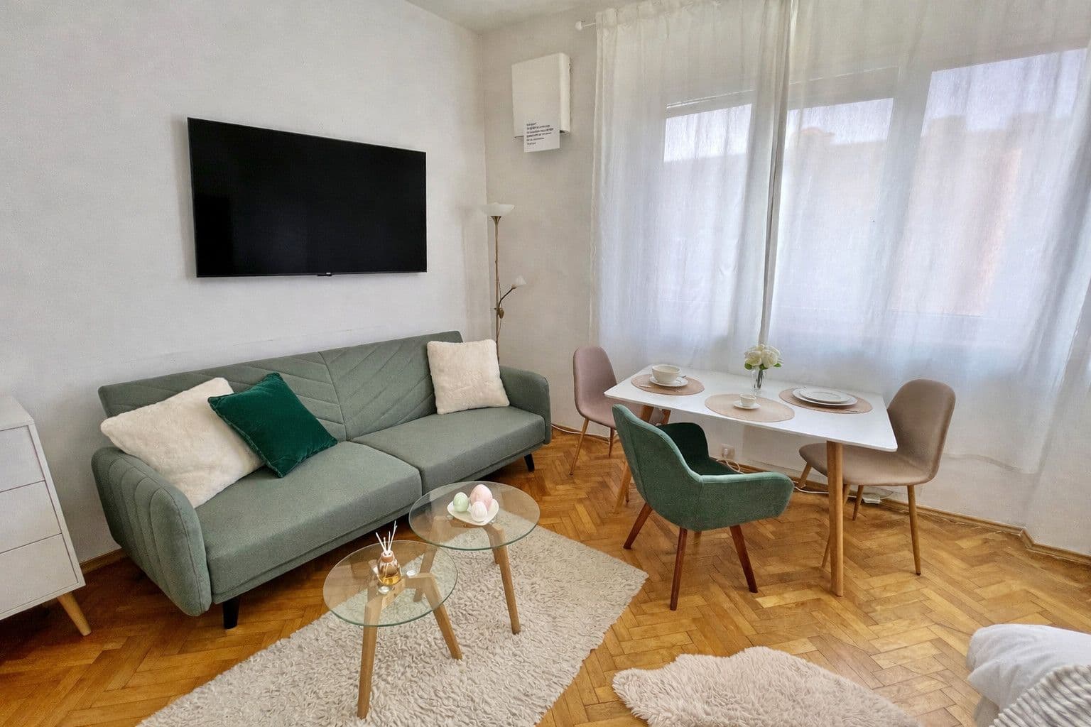 Pronájem bytu 25 m², Na Bitevní Pláni, Praha, Praha Pronájem bytu 25 m², Na Bitevní Pláni, Praha, Praha