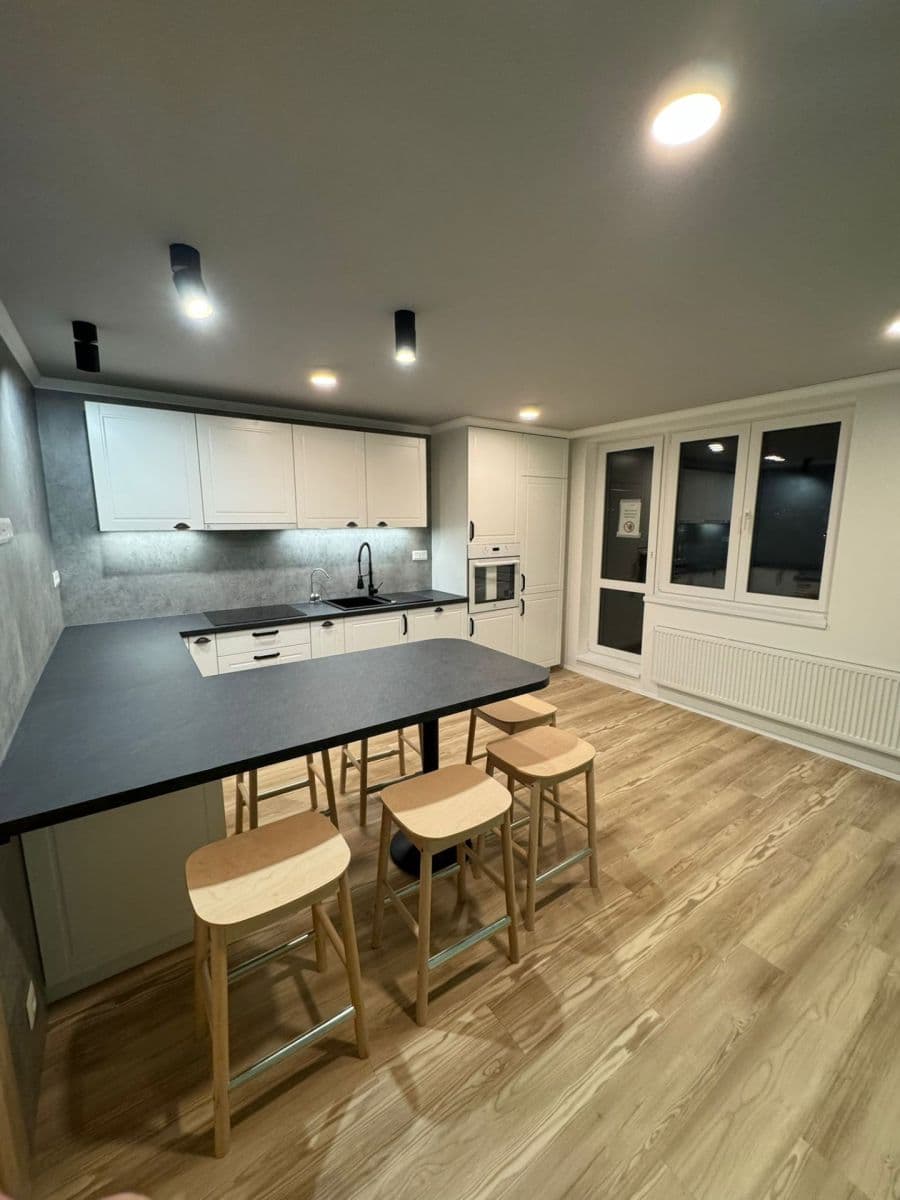 Prodej bytu 4+kk 83 m², Lidická, Kyjov, Jihomoravský kraj Prodej bytu 4+kk 83 m², Lidická, Kyjov, Jihomoravský kraj