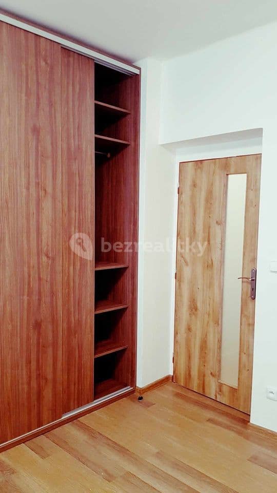 Pronájem bytu 2+1 54 m², Hejtmanská, Praha, Praha Pronájem bytu 2+1 54 m², Hejtmanská, Praha, Praha