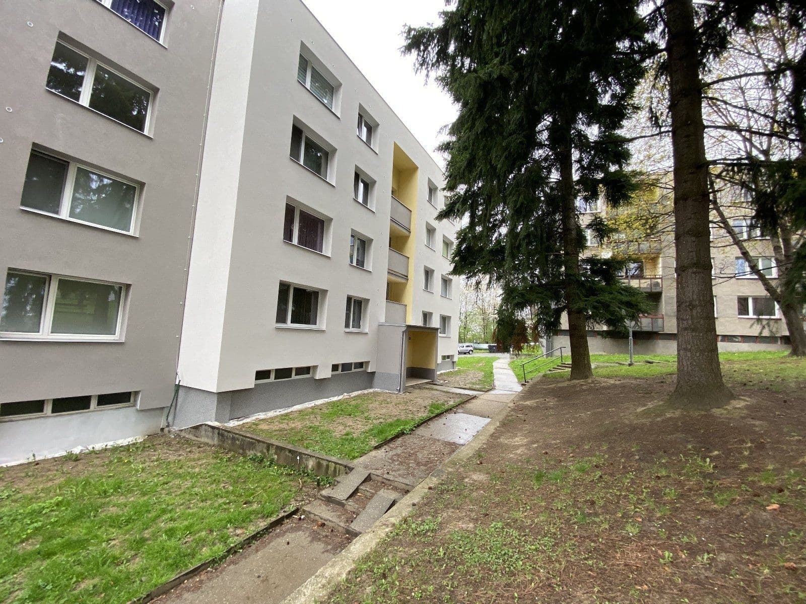 Pronájem bytu 1+kk 21 m², Nad Mostárnou, Frýdek-Místek, Moravskoslezský kraj Pronájem bytu 1+kk 21 m², Nad Mostárnou, Frýdek-Místek, Moravskoslezský kraj