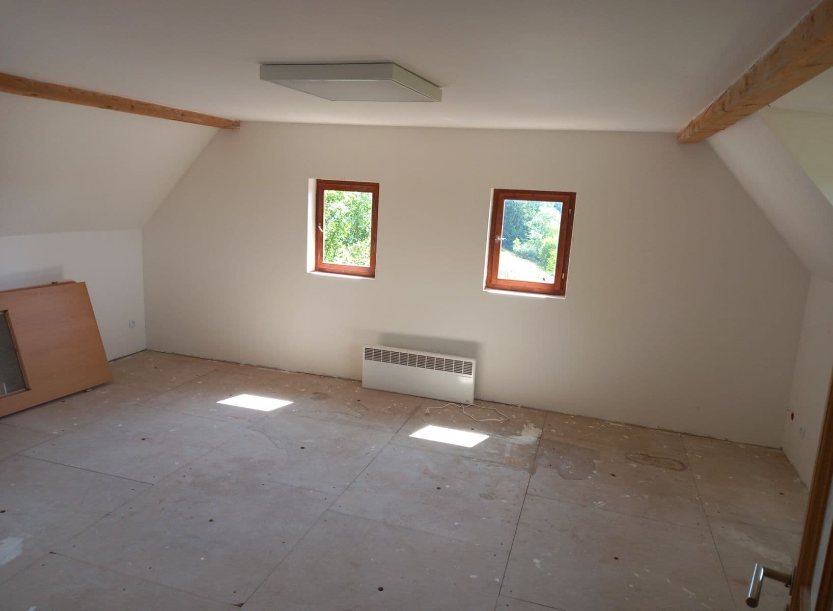 Prodej domu 218 m², pozemek 783 m², Lázně Bělohrad, Královéhradecký kraj Prodej domu 218 m², pozemek 783 m², Lázně Bělohrad, Královéhradecký kraj